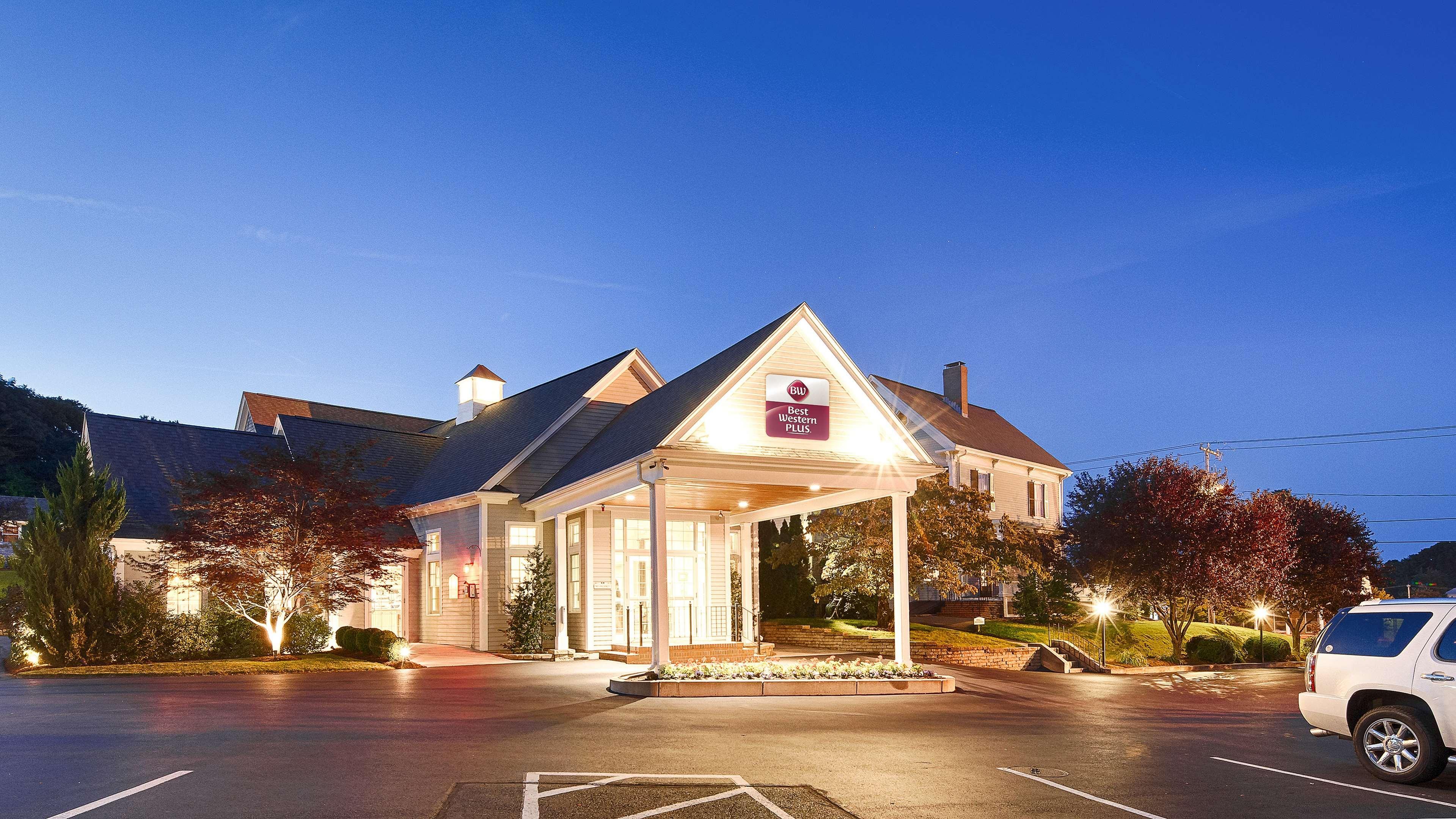 Hotel Best Western Plus Cold Spring Plymouth Exterior foto